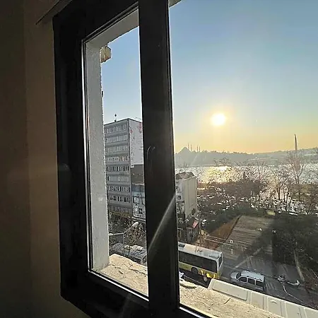 Szálloda Wonder Karakoey 5- 4br, 2ba Astounding Sea View 4*